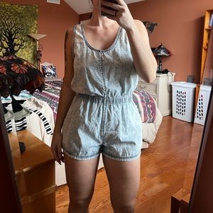DENIM WASH ROMPER